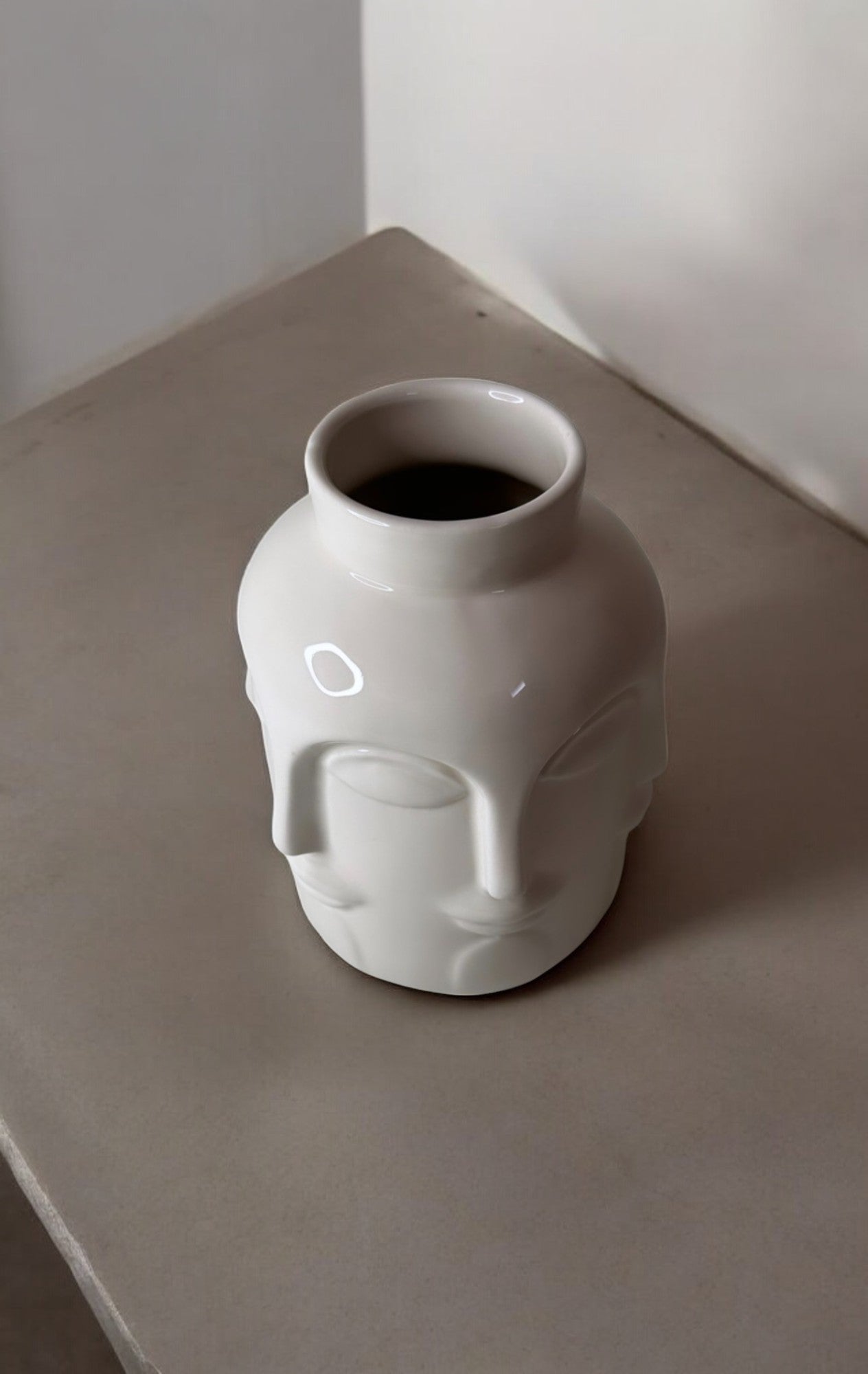 MAN - Vase Visage