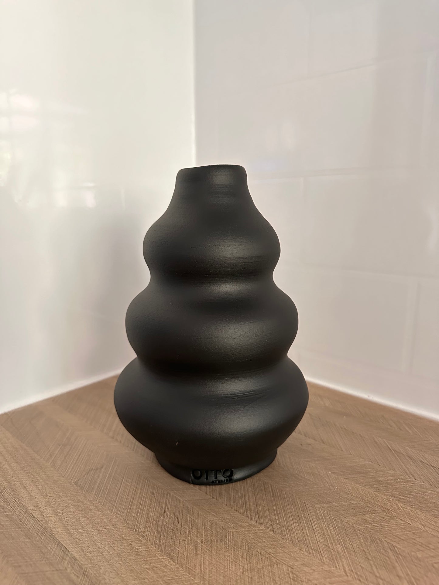 SIERRA Noir - Vase Tendance en Céramique